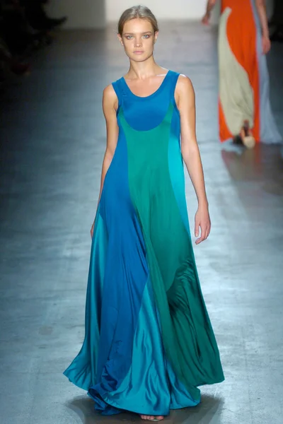 Look 38